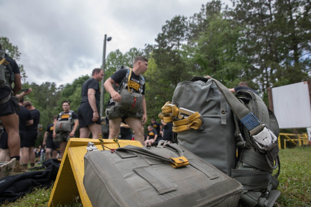 5TH RANGER TRAINING BATTALION WATER JUMP