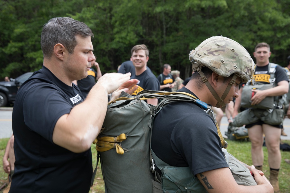 5TH RANGER TRAINING BATTALION WATER JUMP