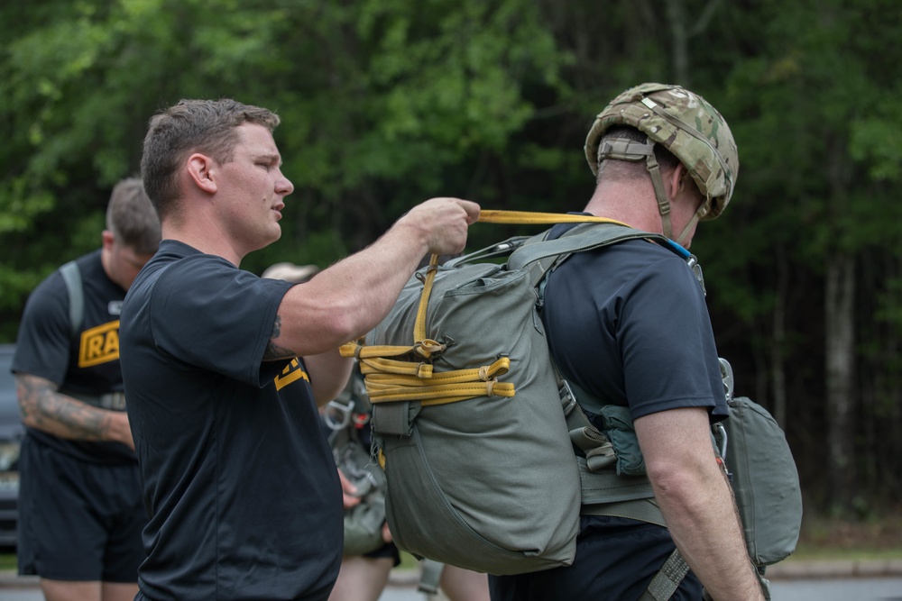 5TH RANGER TRAINING BATTALION WATER JUMP