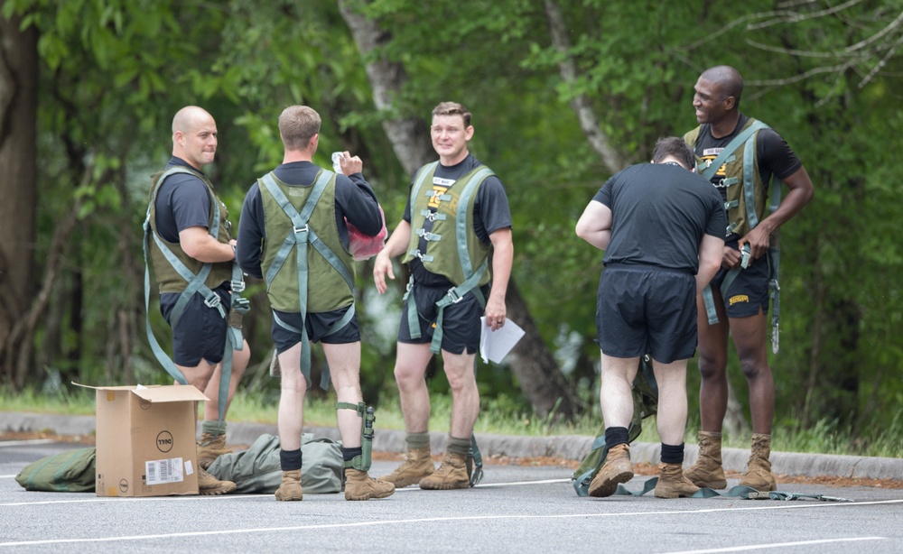 5TH RANGER TRAINING BATTALION WATER JUMP