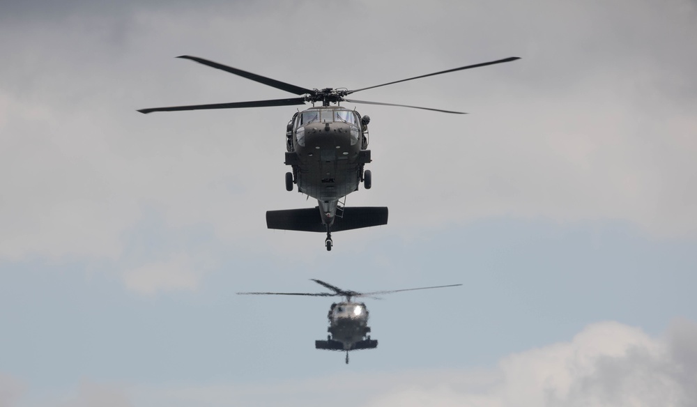 5TH RANGER TRAINING BATTALION WATER JUMP