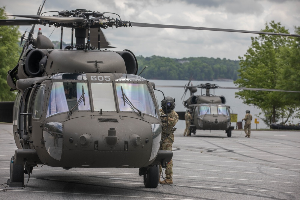 5TH RANGER TRAINING BATTALION WATER JUMP