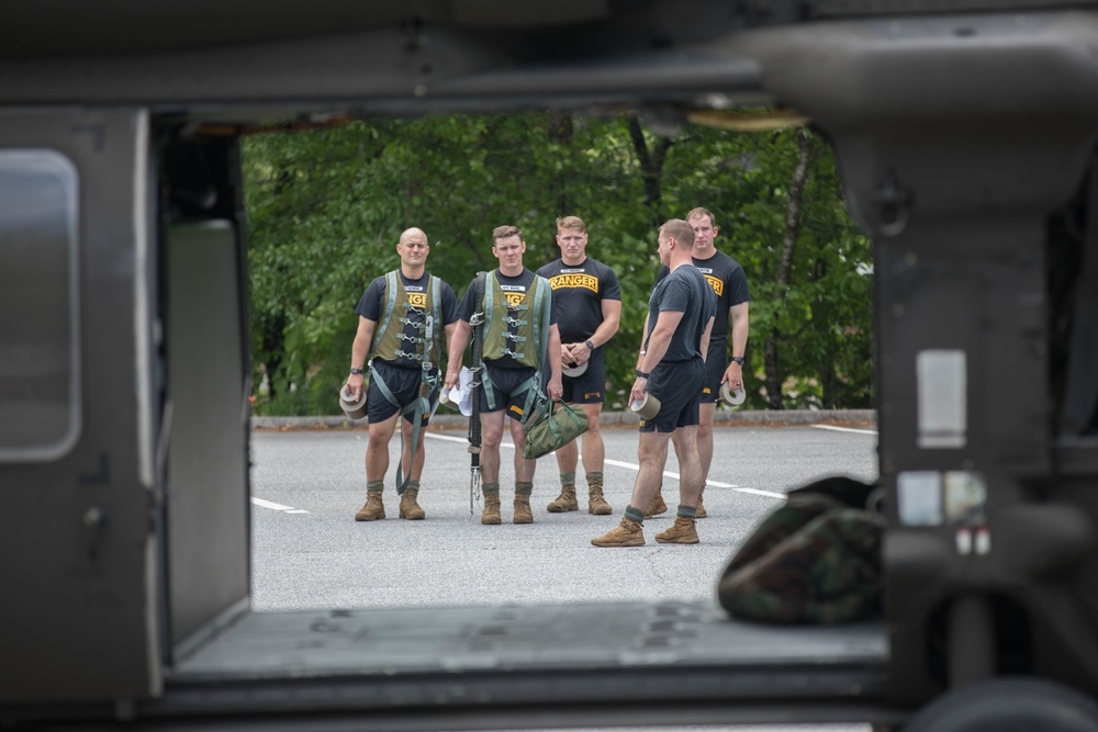 5TH RANGER TRAINING BATTALION WATER JUMP