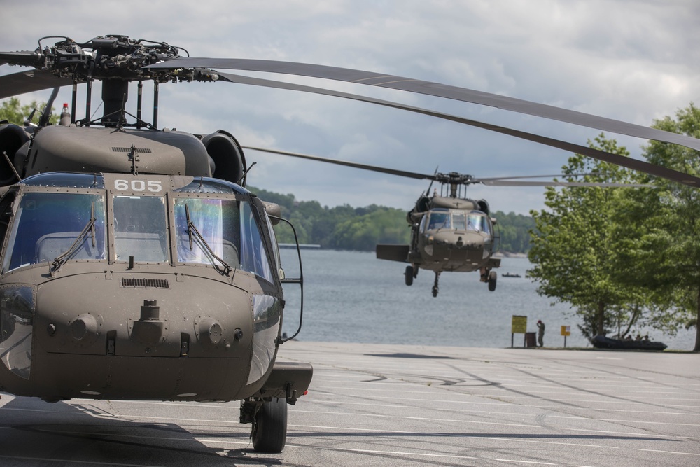 5TH RANGER TRAINING BATTALION WATER JUMP