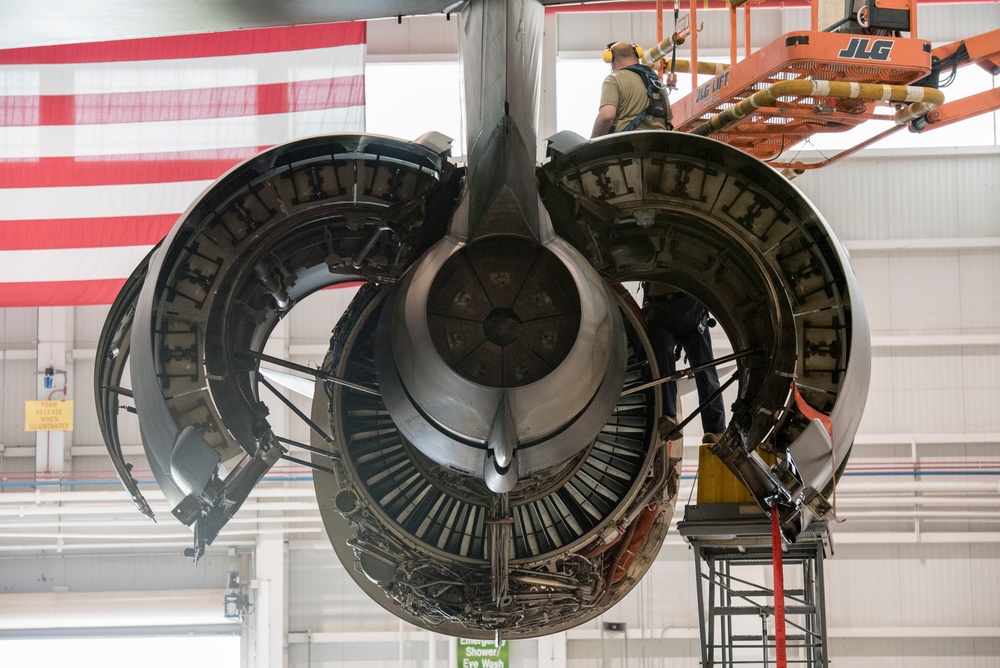 167th Maintainers Perform Engine Repair for 145th Airlift Wing