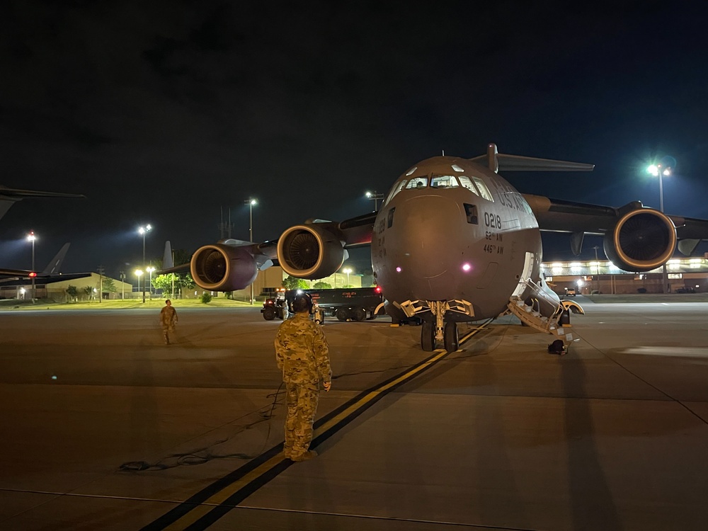 82ND AIRBORNE DIVISION DEPARTS FOR SWIFT RESPONSE