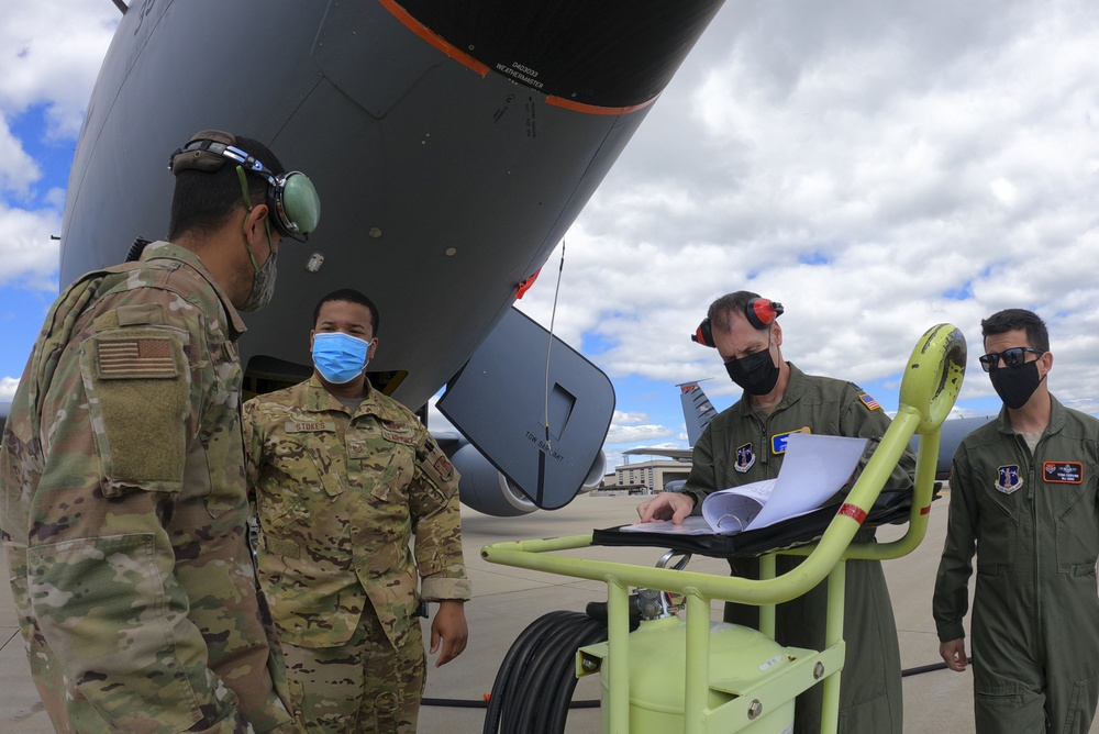 Stratotanker pre-flight checks