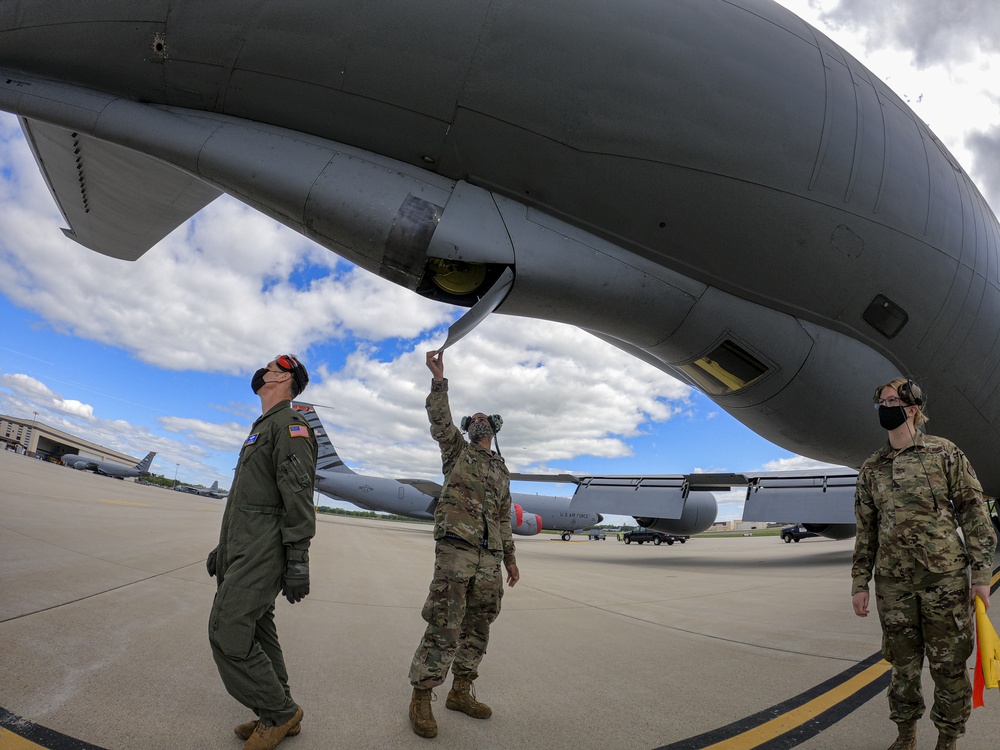 Stratotanker pre-flight checks