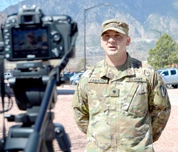 Soldiers helping Soldiers: Engineer company leads AER campaign pack