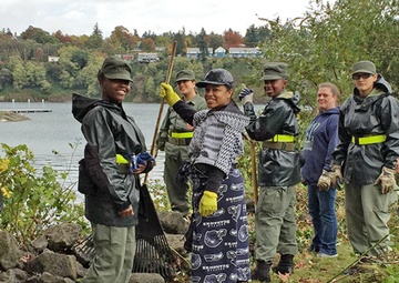 Washington Youth Academy volunteer mentors help cadets find success, stay on track