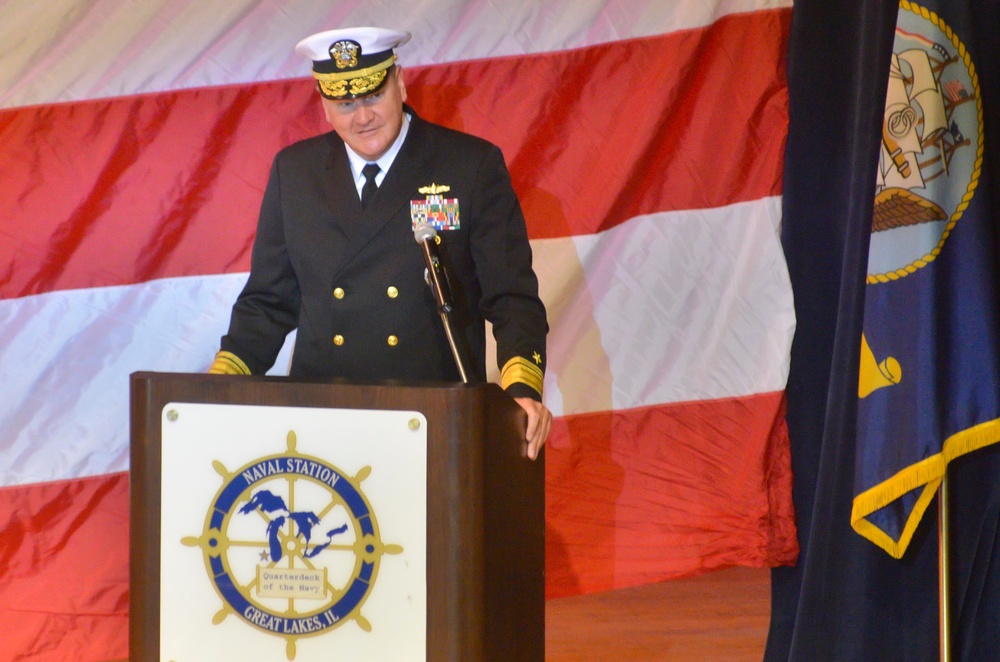 Williamson Takes Command of Naval Station Great Lakes