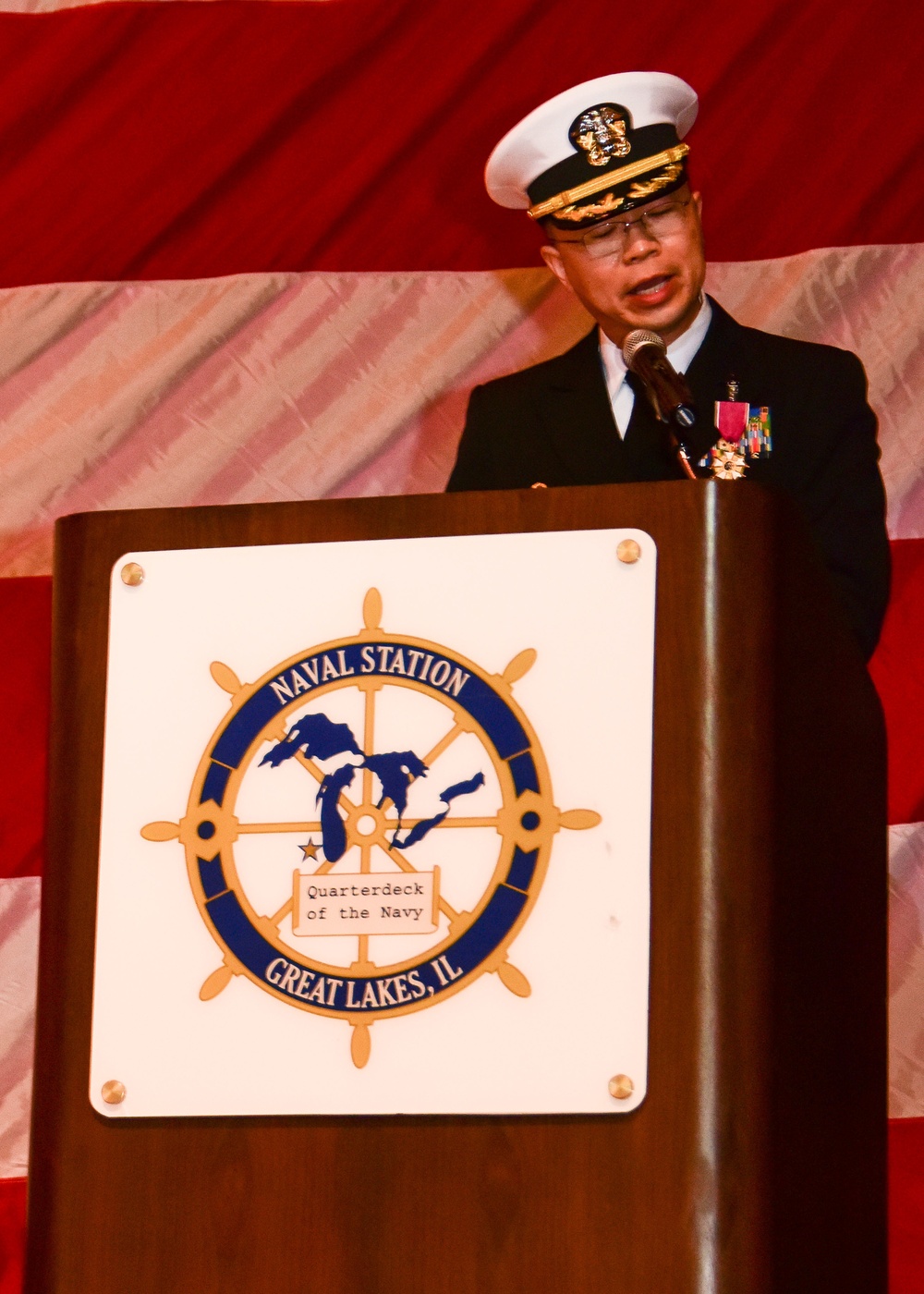 Williamson Takes Command of Naval Station Great Lakes