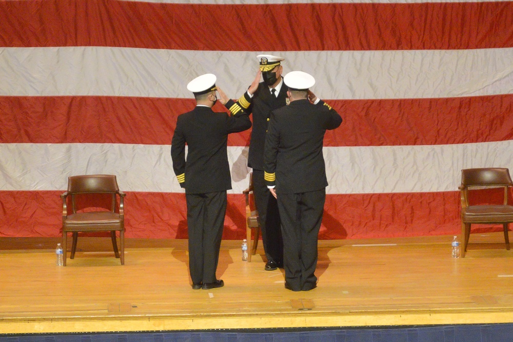 Williamson Takes Command of Naval Station Great Lakes