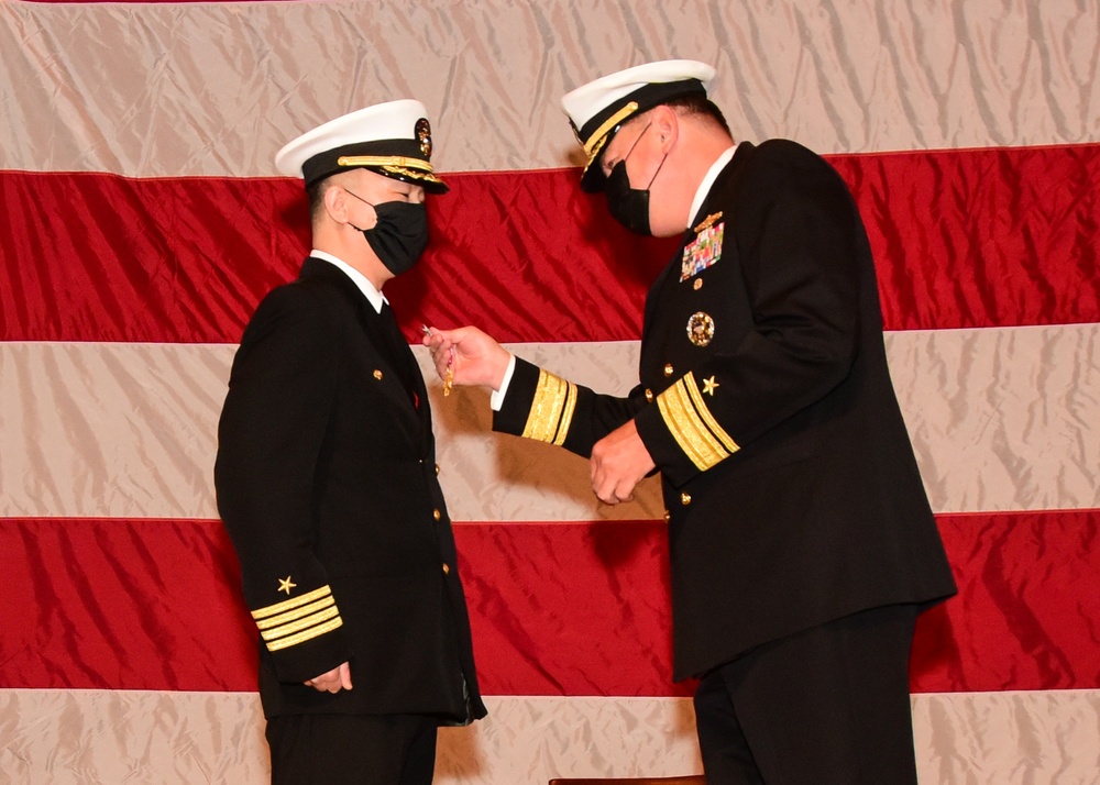 Williamson Takes Command of Naval Station Great Lakes