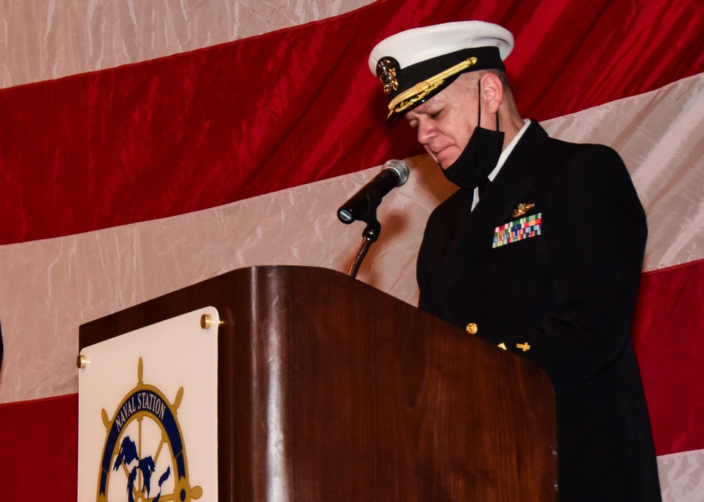 DVIDS - Images - Williamson Takes Command of Naval Station Great Lakes ...