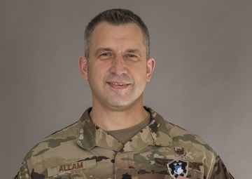 59th MDW: SAUSHEC urology residency program director named Urologist of the Year