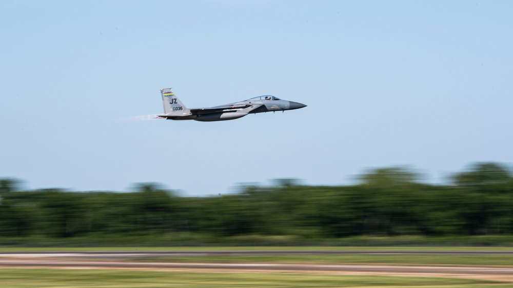 Barksdale AFB hosts 2021 Defenders of Liberty Air &amp; Space Show