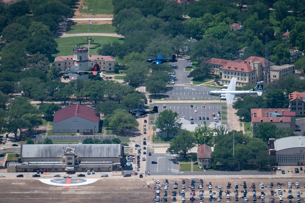 Barksdale Defenders of Liberty Air &amp; Space Show flies high