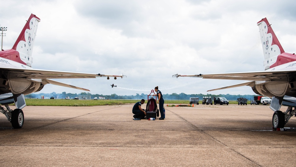 DVIDS - Images - Barksdale AFB Hosts 2021 Defenders Of Liberty Air ...