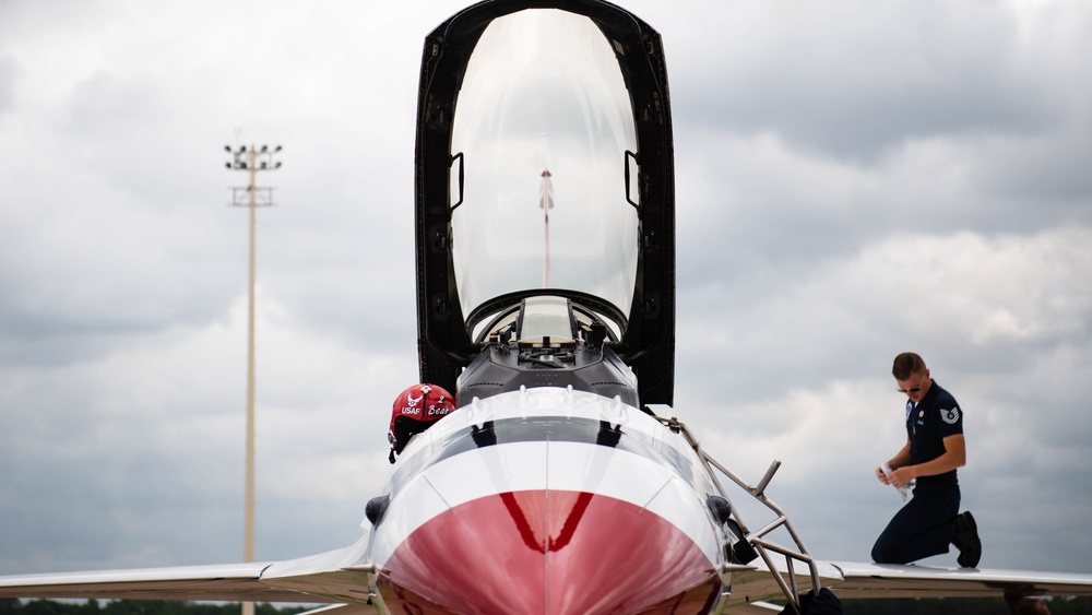 Barksdale AFB hosts 2021 Defenders of Liberty Air &amp; Space Show