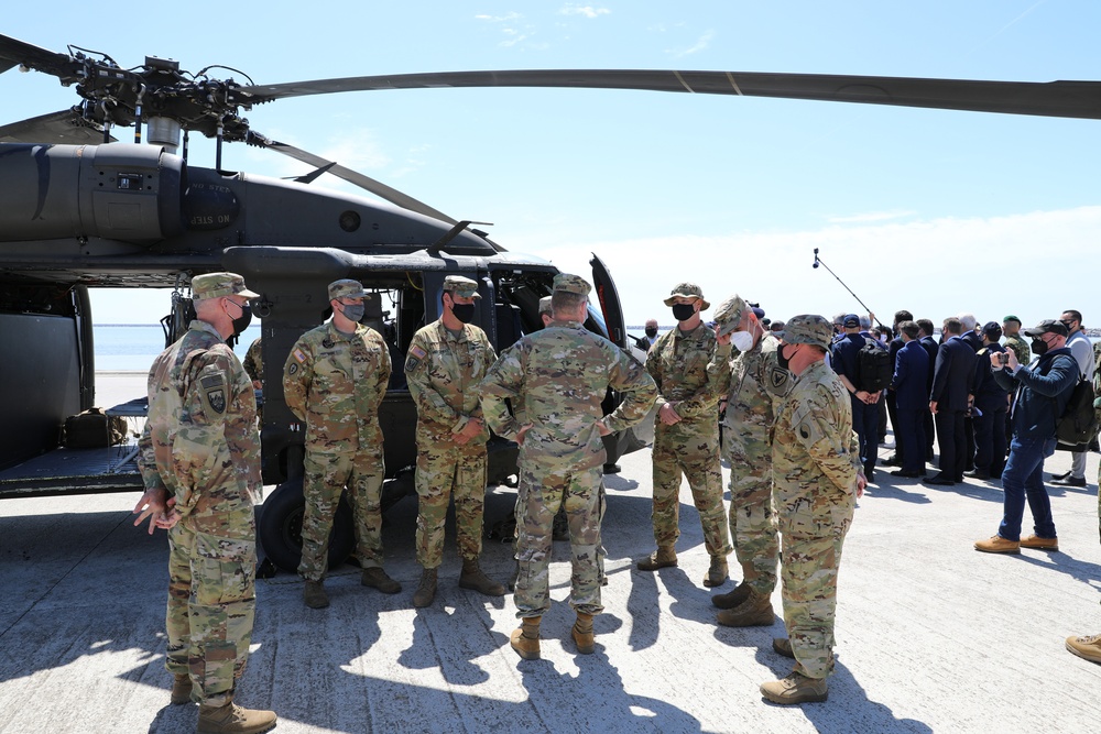 DVIDS - Images - Maj. Gen. Chris Mohan speaks to 1-131st Aviation ...