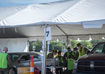 Busy Day at Bon Carre