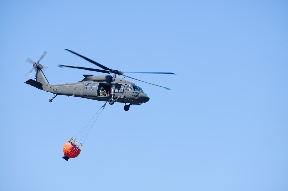 N.Y. Army National Guard Aviators Conduct Joint Water Bucket Training