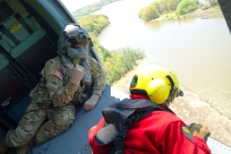 N.Y. Army National Guard Aviators Conduct Joint Water Bucket Training