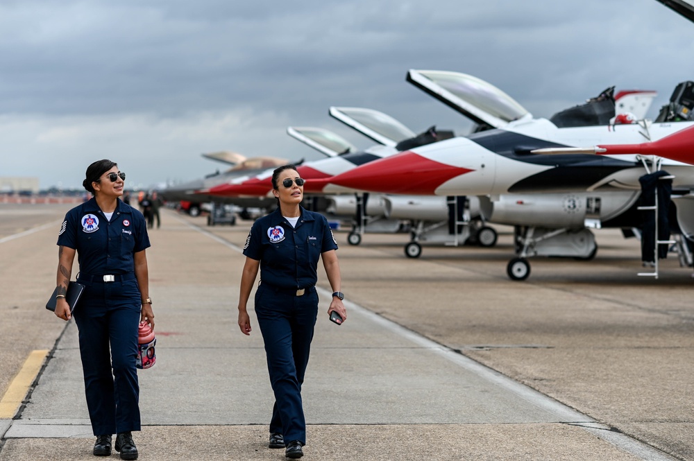 Barksdale AFB hosts Defenders of Liberty Air &amp; Space Show