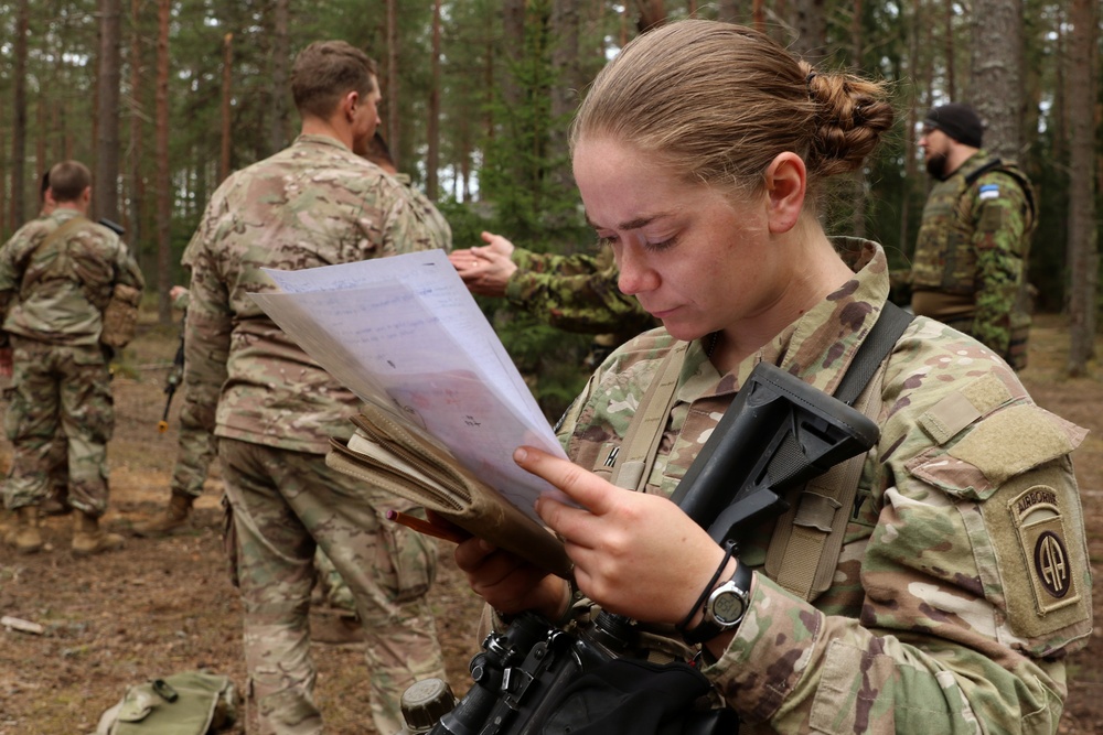 Stronger Together: US and Estonian scouts train Swift Response 21