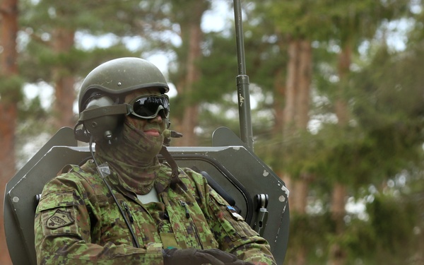 Stronger Together: US and Estonian scouts train Swift Response 21