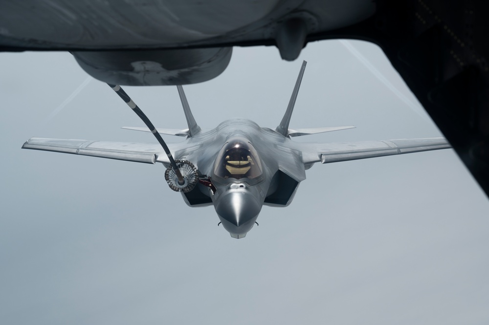 KC-10 Refuels Joint Fighters