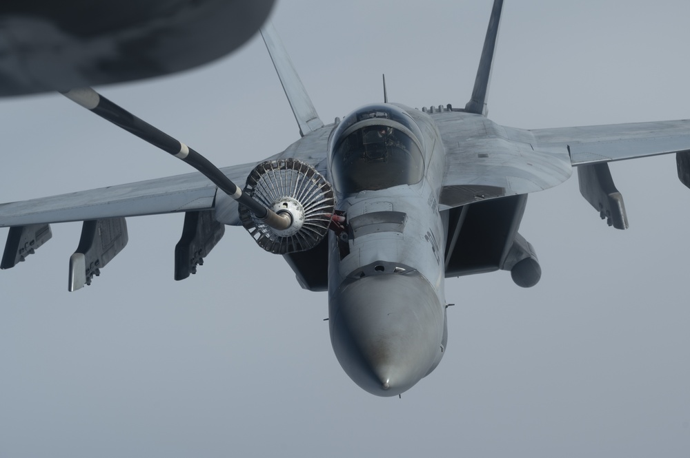 KC-10 Refuels Joint Fighters