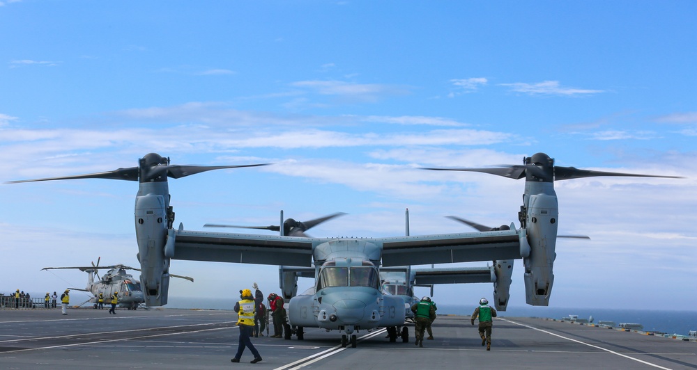 24th MEU Lands Aboard HMS Queen Elizabeth