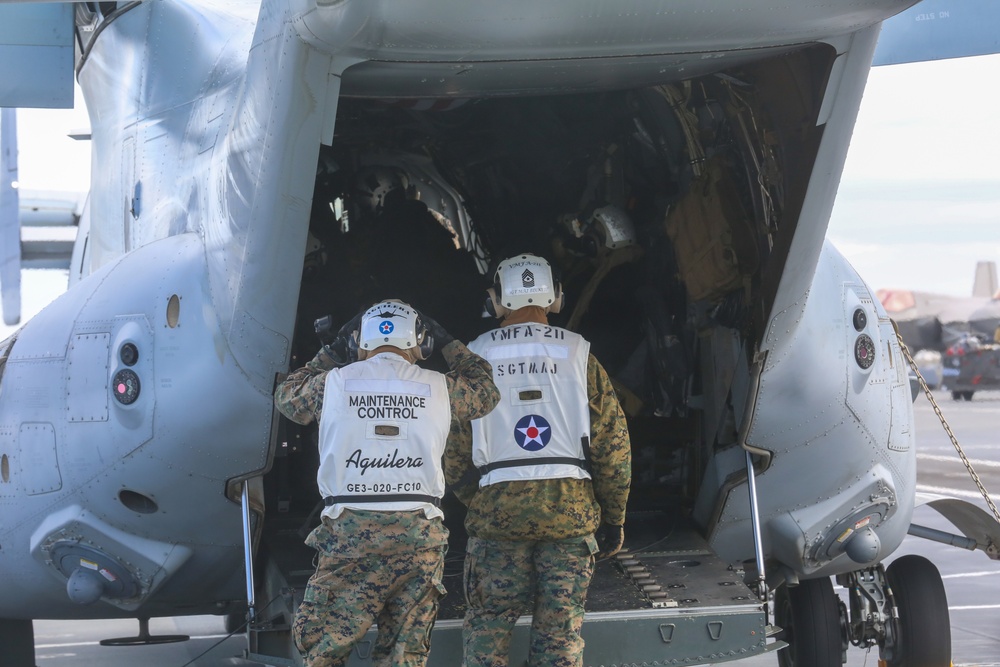 24th MEU Lands Aboard HMS Queen Elizabeth