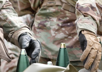 U.S. and British Soldiers strengthen relationships during Swift Response