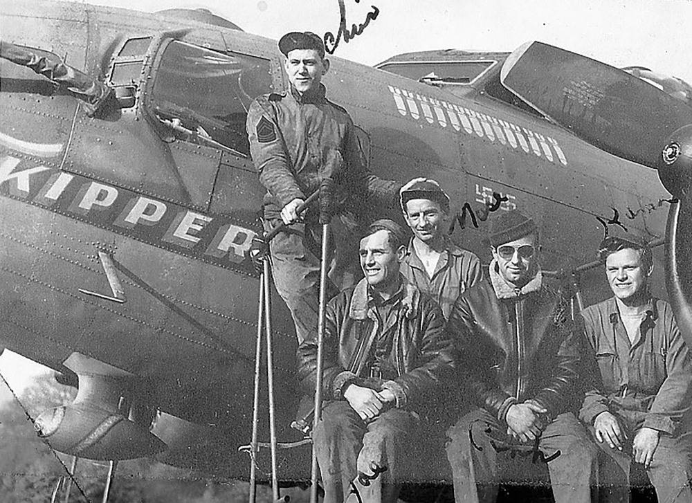 ‘Skipper III’ nose art dedication recognizes special bond, legacy of 100th Bomb Group