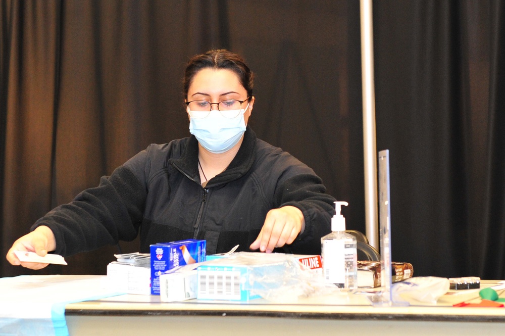 U.S. Navy Supports Community Vaccination at Norfolk