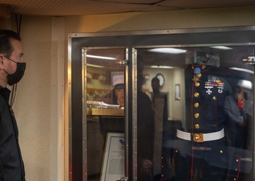 NASCAR Driver Kurt Busch visits USS Jason Dunham