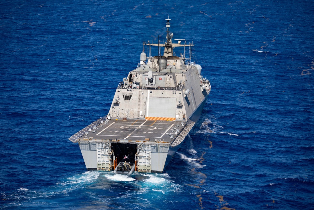 USS Sioux City Recovers an 11-Meter Rigid-Hull Inflatable Boat After Completing a Bi-Lateral Maritime Exercise