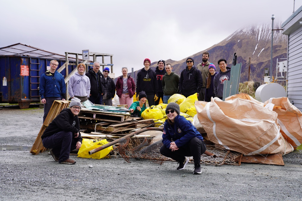 Coast Guard Cutter Stratton crew members clean up Spit Head Beach, Alaska