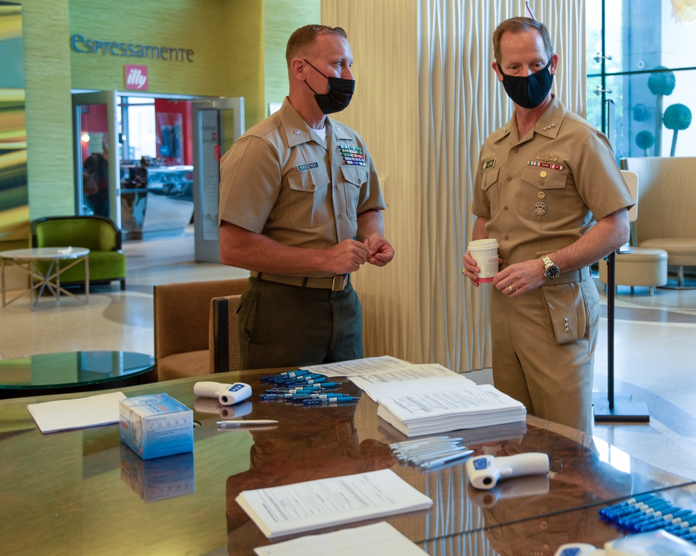 Chief of Navy Reserve talks with a Marine during Marine Reserve IRR muster