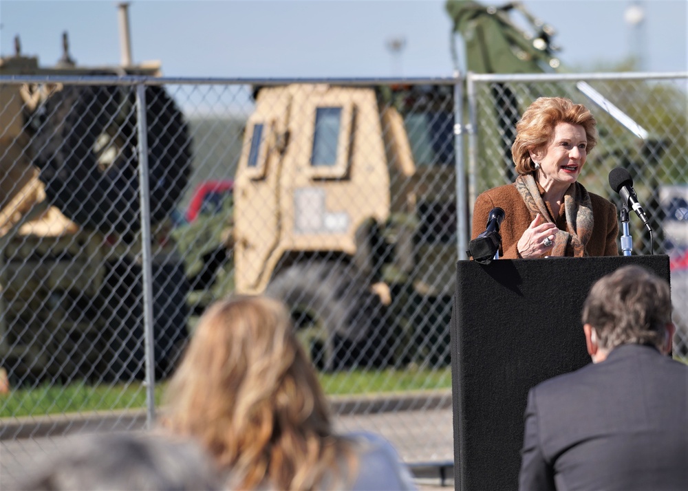 Debbie Stabenow remarks at groundbreaking Detroit Arsenal electric substation
