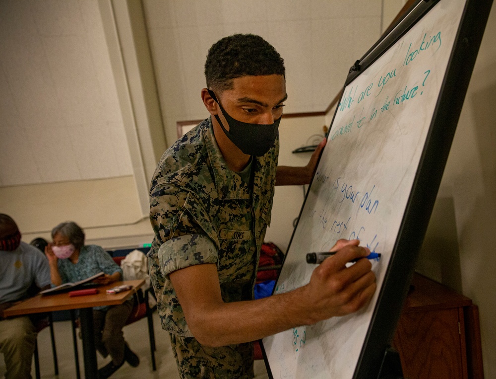 Camp Hansen hosts English discussion class, bringing service members and Okinawa residents together