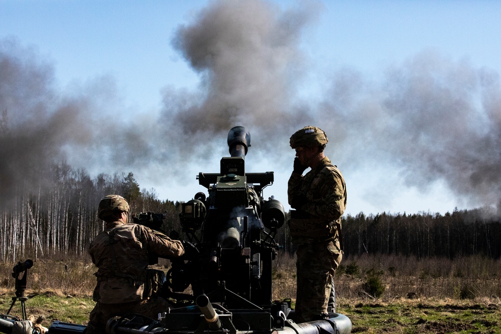 1-319 FA conducts LFX in Estonia