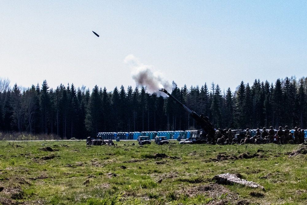 1-319 FA conducts LFX in Estonia