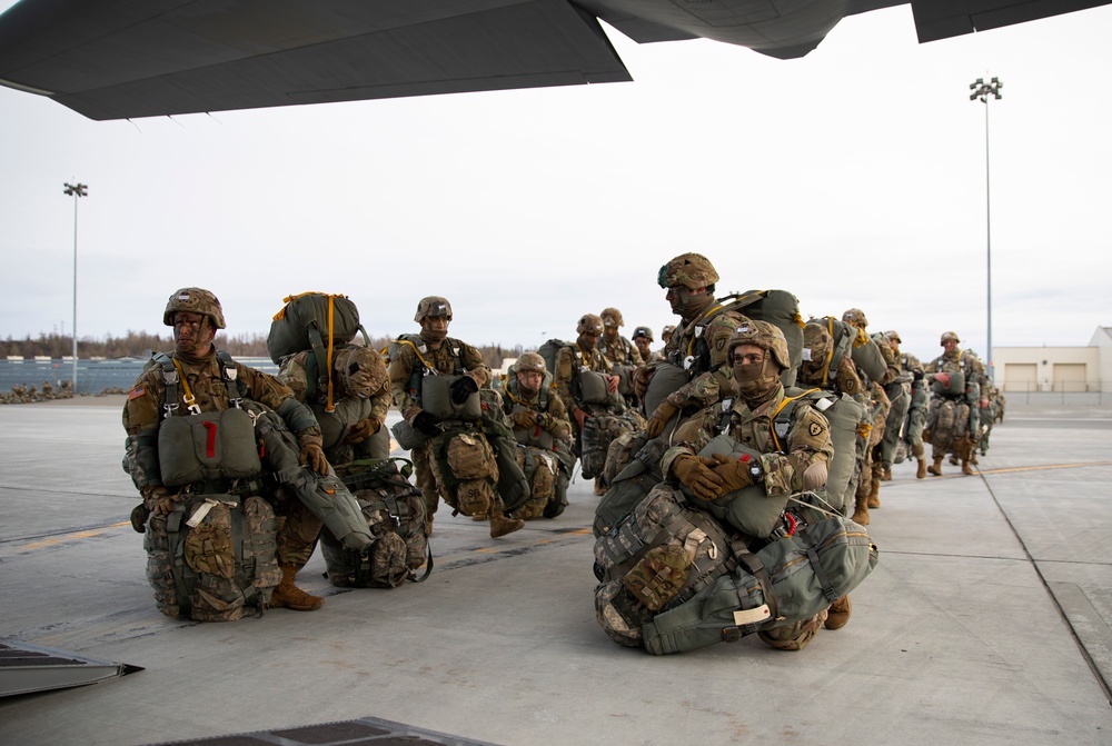 501st Infantry Paratroopers Prepare for JFEO During NE21