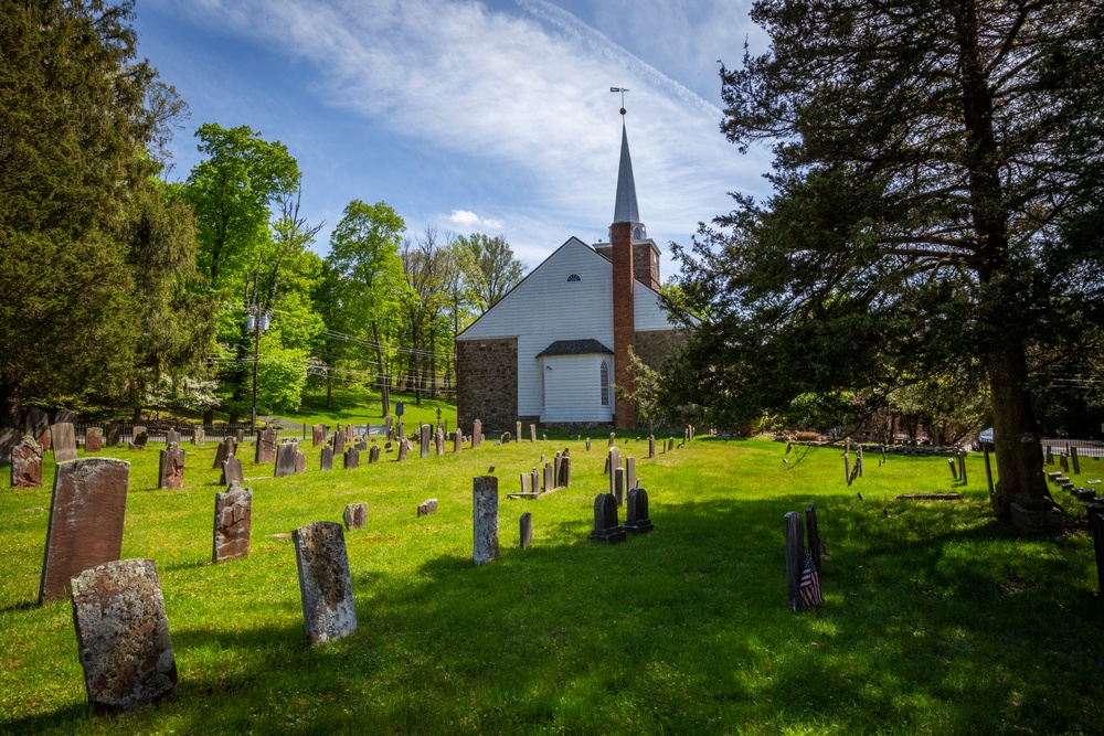 Saddle River Reformed Church and cemetery