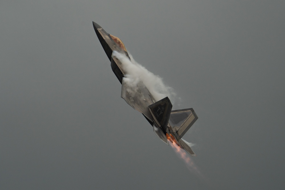 DVIDS - Images - Raptor Over Barksdale AFB [Image 5 of 9]