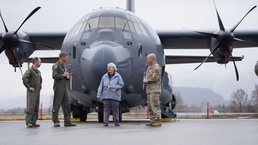 Palmer Mayor Edna DeVries presents 176th Wing with a key to the city